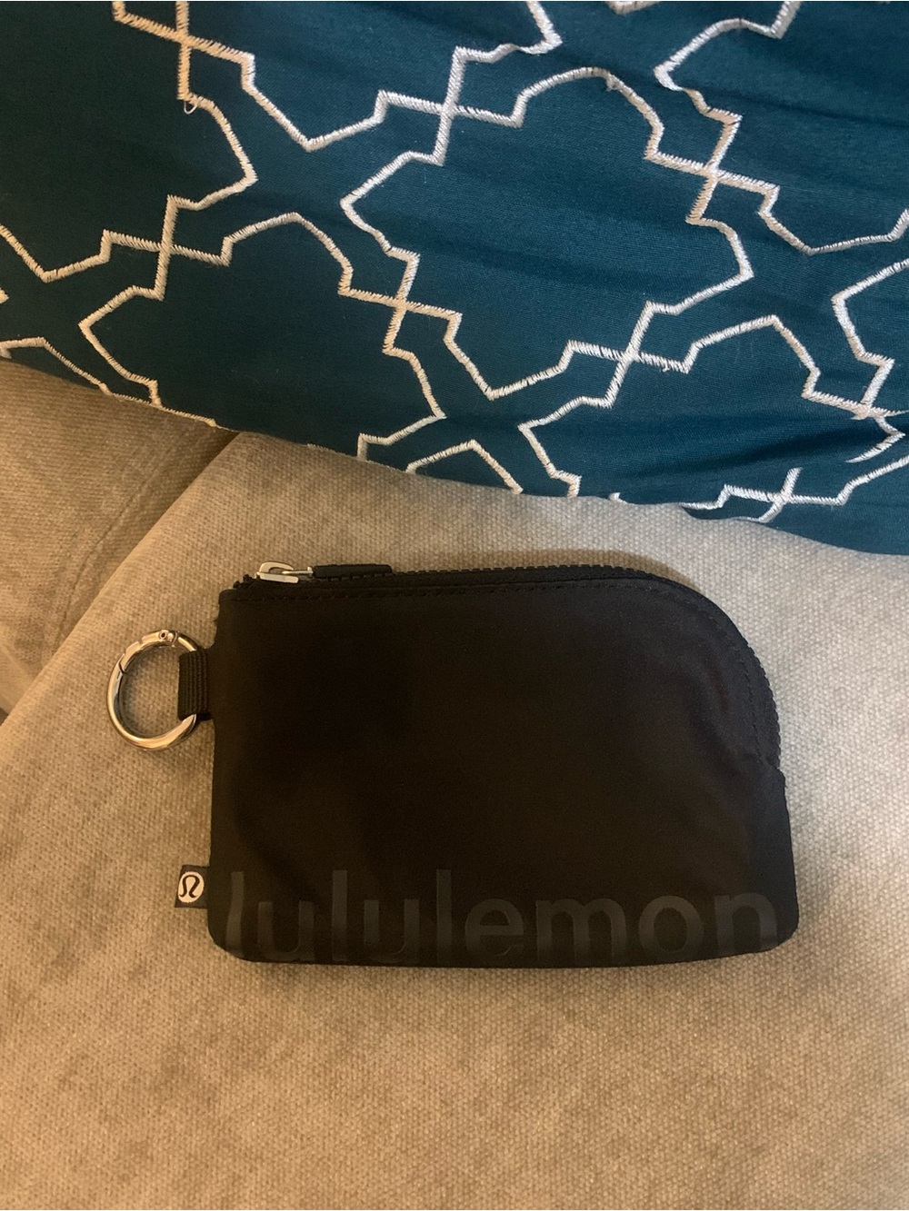 Lululemon Clippable Card Pouch